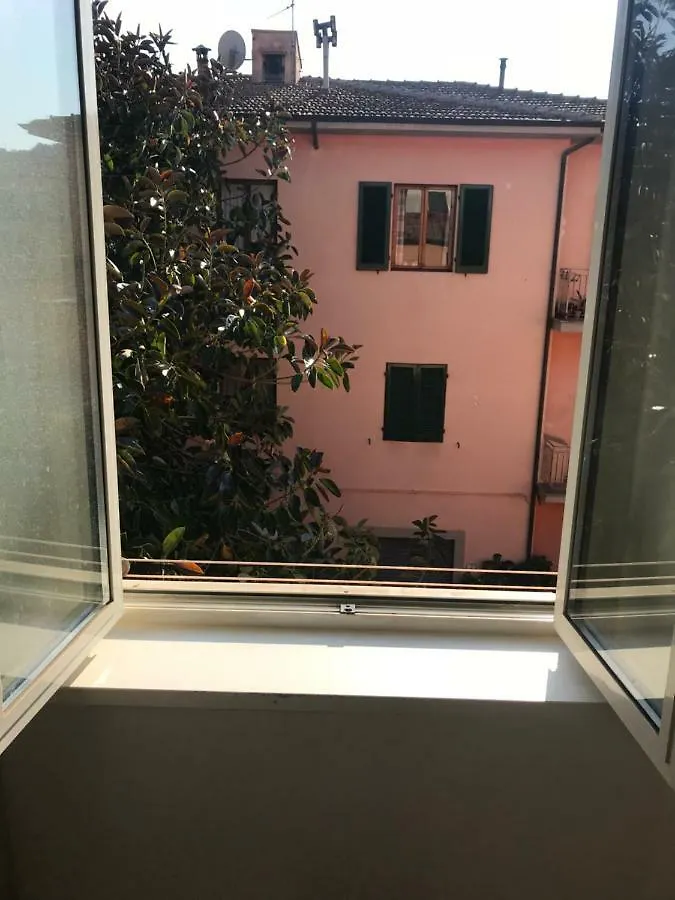 Appartamento La Casa Di Chiara Porto Azzurro Italy